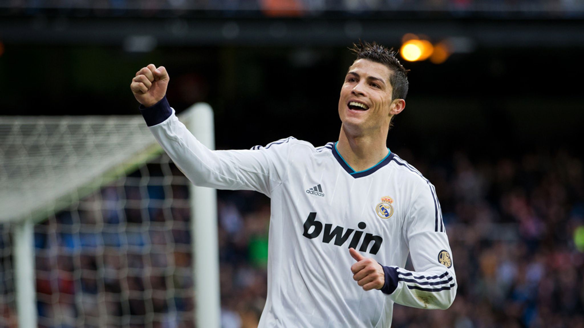 Top 10 cầu thủ bóng đá nhanh nhất thế giới mọi thời đại: Ronaldo quá xuất sắc!